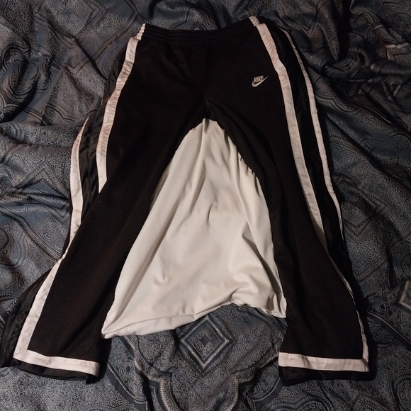 Upcycled Nike warm ups - Picture 6 of 6